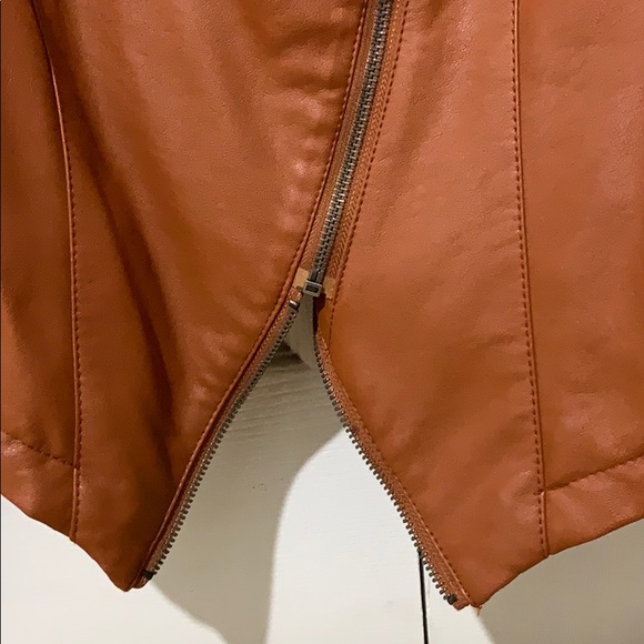 Jacket - Picture 5 of 6